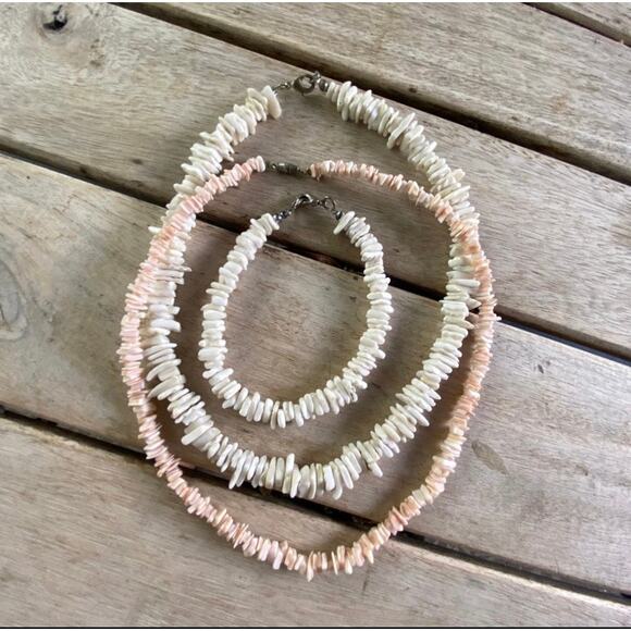 Vintage Real Seashell Chocker Necklaces & Bracelet-White & Pink Toned - Picture 3 of 7